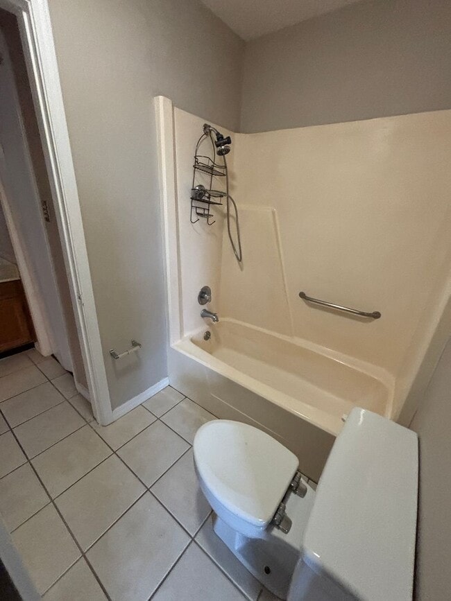 Building Photo - 9503 Balsa Dr