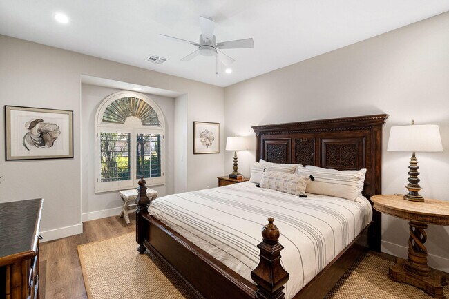 Building Photo - 47210 Heliotrope Dr