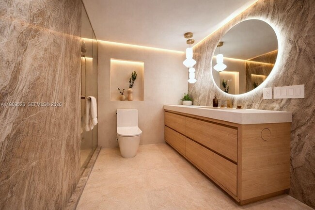 Building Photo - 1000 West Ave