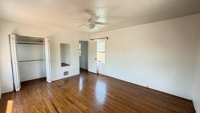 Building Photo - 3605 Dove Ct