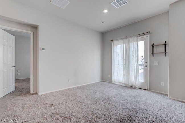 Building Photo - 4735 Ridgeley Ave