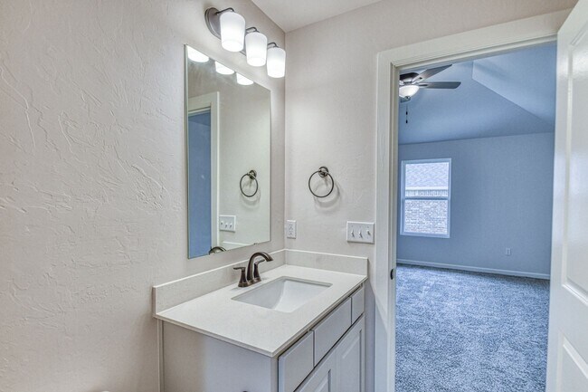 Building Photo - Brand New Construction in Varenna Landing!