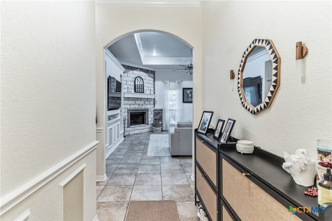 Building Photo - 1507 Hazelnut Dr