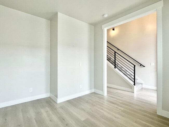 Building Photo - Gorgeous Lehi Home at The Exchange!