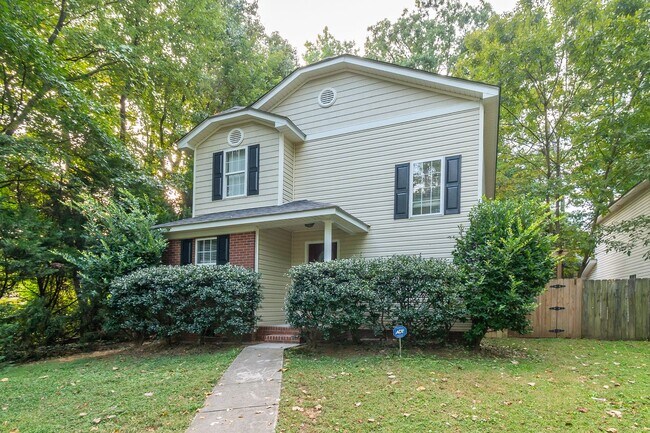 Building Photo - Cozy newly renovated 4 bedroom home on Hic...