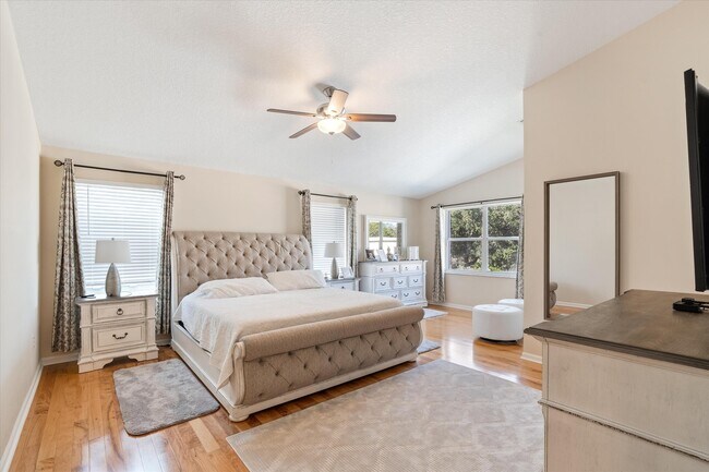 Building Photo - 7663 Great Oak Dr