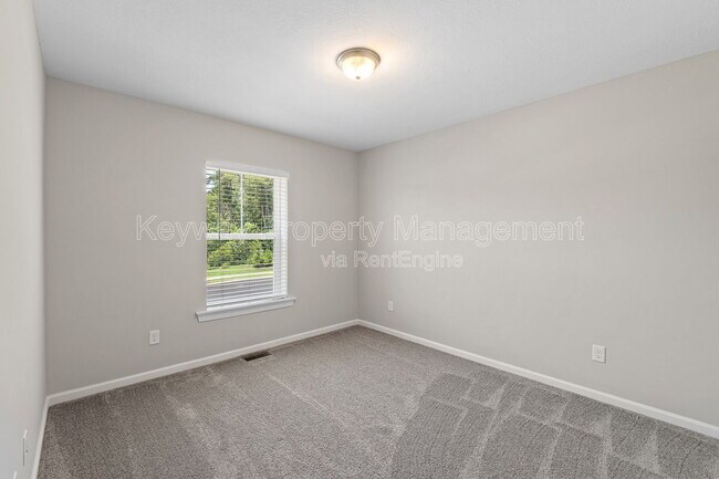 Building Photo - 138 Candleberry Dr