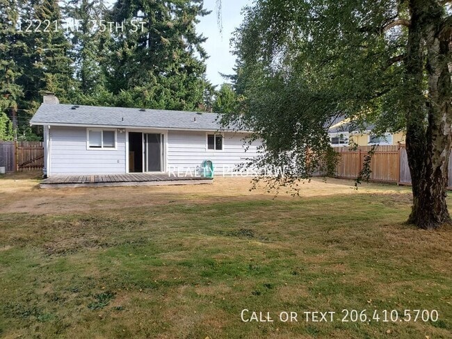 Building Photo - 12221 NE 75th St