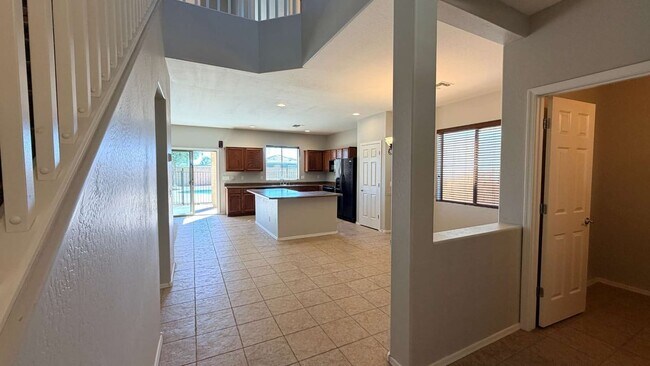 Building Photo - 45321 Miramar Rd