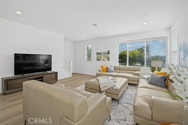 Building Photo - 151 Steely