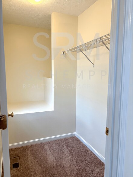 Building Photo - 7022 Shanty Creek Dr