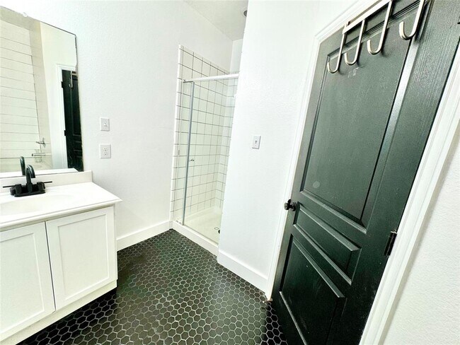 Building Photo - 7529 Topaz Way