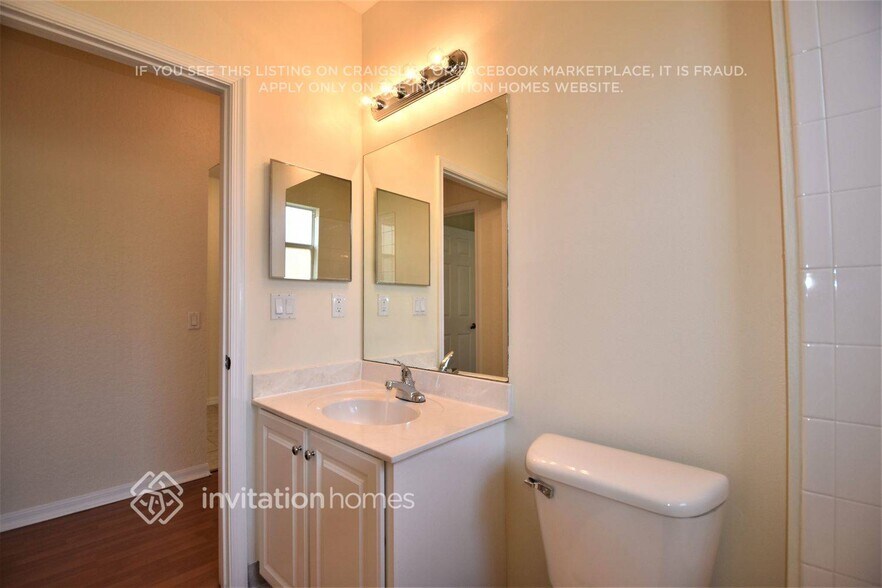 Building Photo - 817 Quartz Terrace