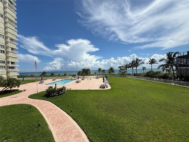 Building Photo - 750 N Ocean Blvd