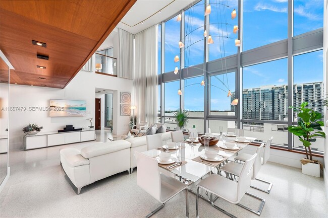 Building Photo - 101 20th St