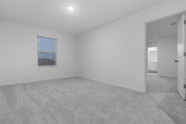 Building Photo - 337 Wedemeyer St