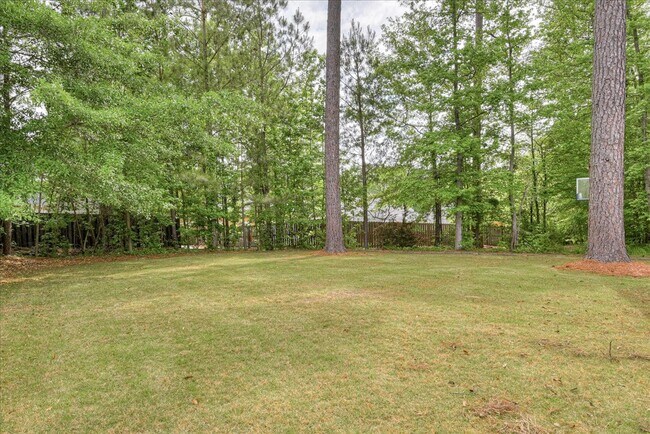 Building Photo - 1021 Mansford Ln