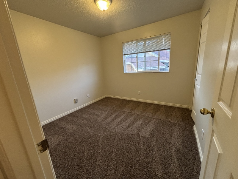 Building Photo - 1402 W 1300 N St