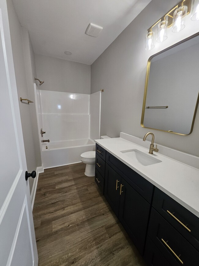 Building Photo - 1045 Oberry Rd