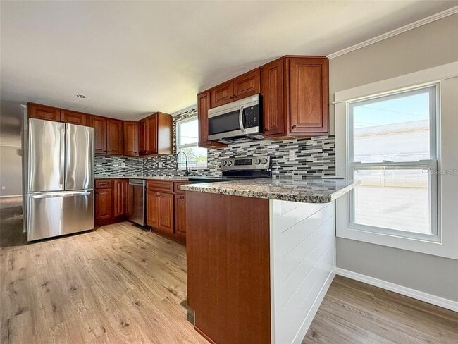 Building Photo - 5141 Oakland Hills Ave