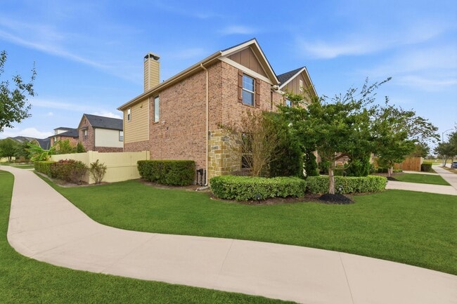 Building Photo - 1414 New Urban Wy