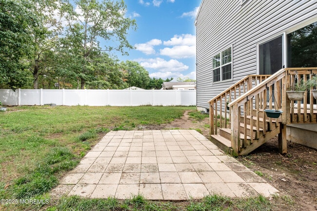 Building Photo - 22 Nautilus Dr