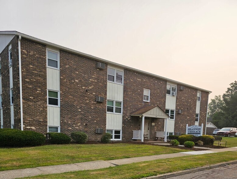 Shannon Terrace Apartments 500508 Park Ave Girard OH 44420