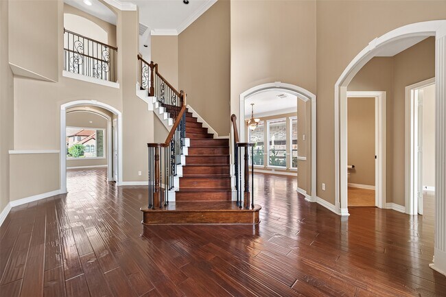 Building Photo - 18943 Villa Bergamo Ln