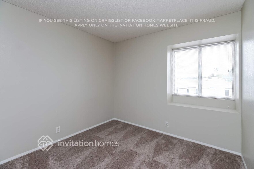 Building Photo - 3936 W Camino Del Rio