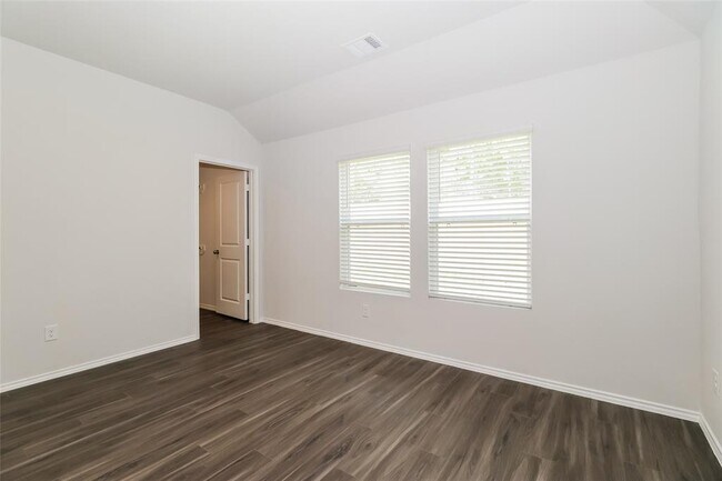 Building Photo - 2209 Onyx Ln