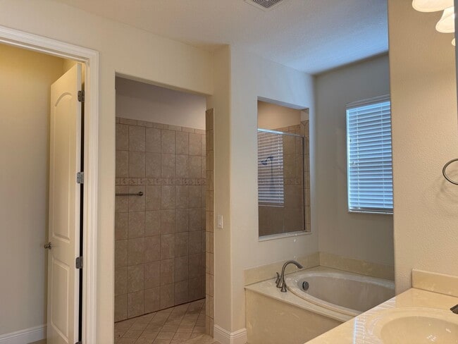 Building Photo - 2740 Swoop Cir