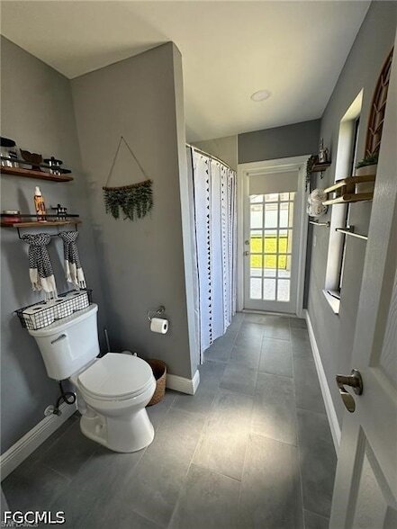 Building Photo - 1714 SE 2nd St