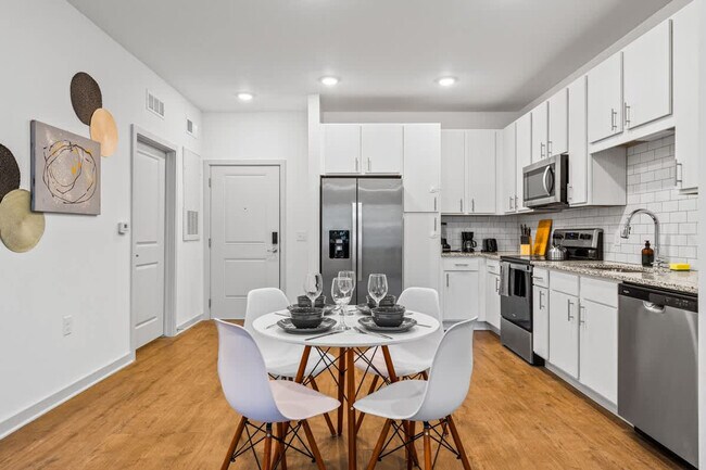 Building Photo - 14532 Star Water Rd