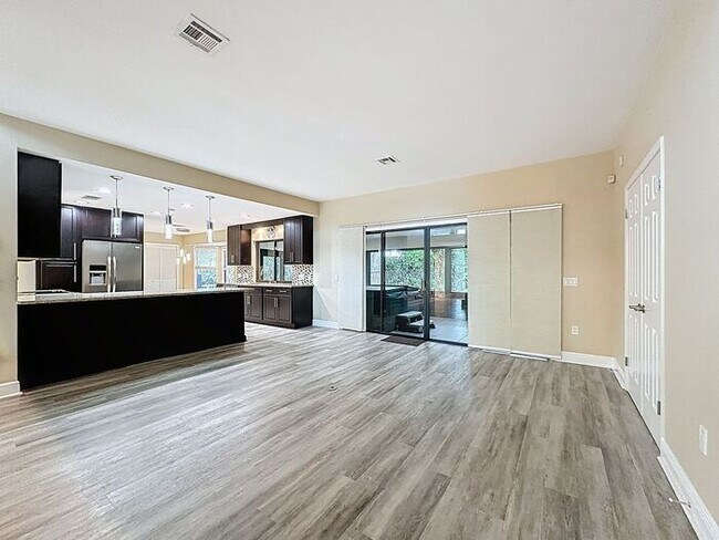 Building Photo - Exquisite Lake County Home with Lake Harris Views