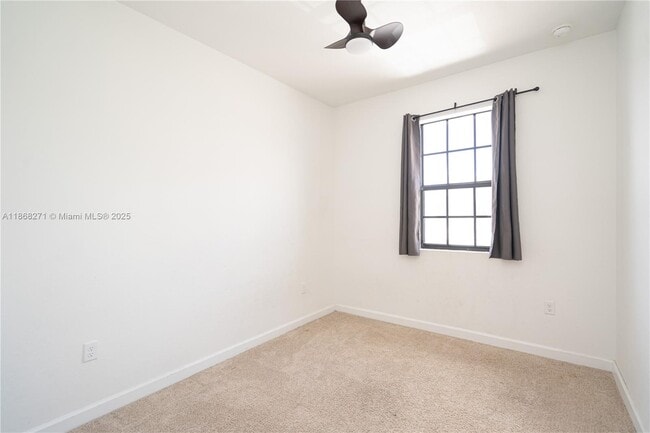 Building Photo - 1141 SW 6th Ct