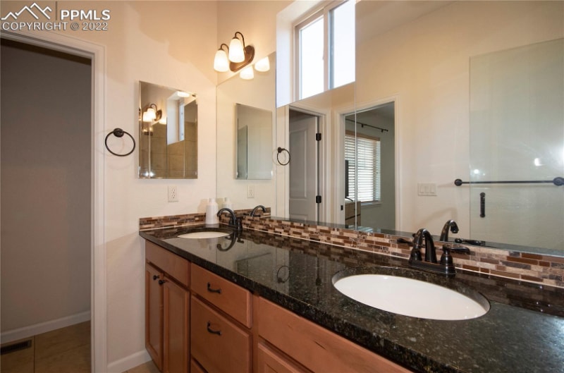 Building Photo - 5961 Canyon Reserve Heights