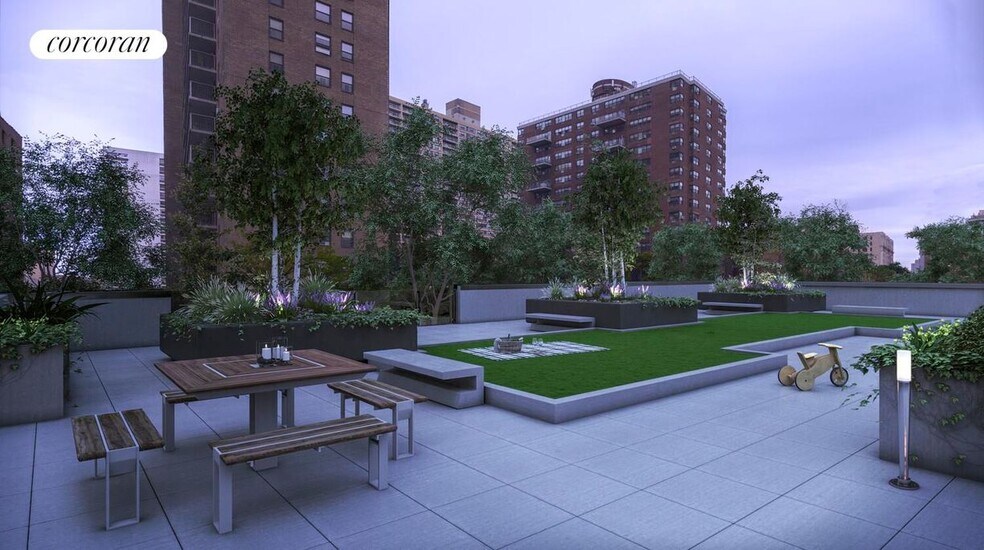 Building Photo - 100 W 93rd St