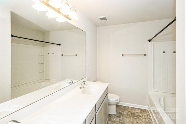 Building Photo - 7442 Sienna Heights Pl