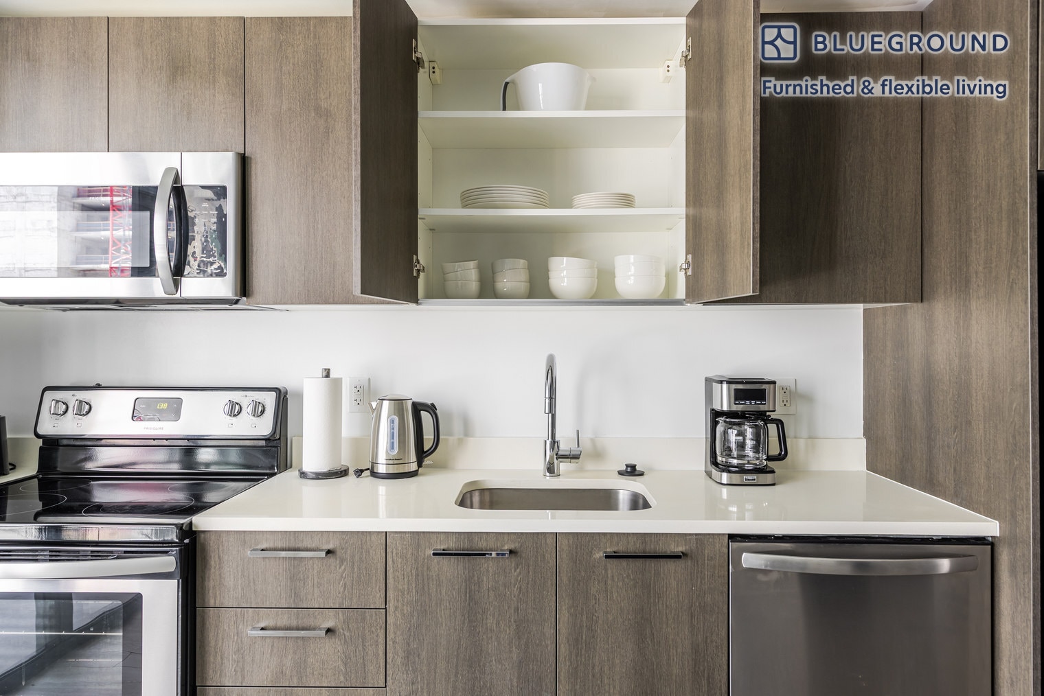 Building Photo - 230 NE 4th St