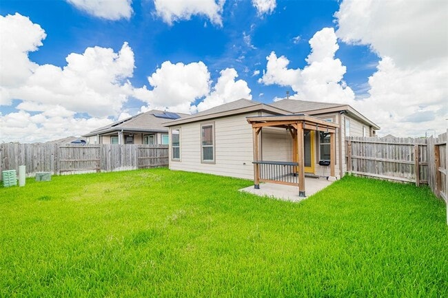 Building Photo - 20715 Westfield Grove Pl