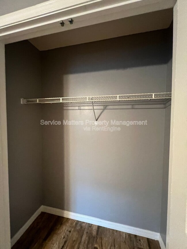 Building Photo - 5784 Twisted Oak Ct