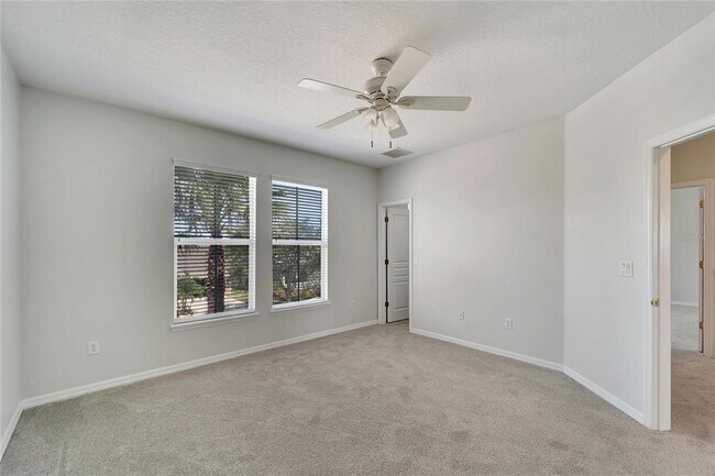 Building Photo - 5604 Skimmer Dr