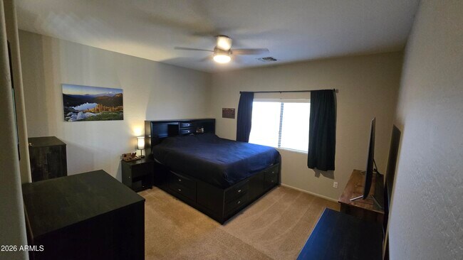 Building Photo - 4523 W Rolling Rock Dr