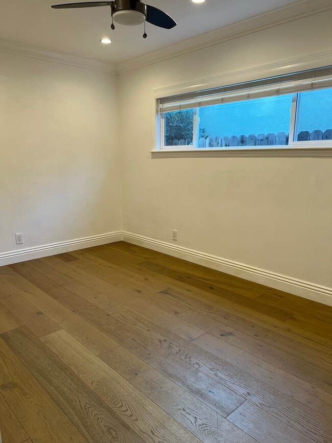 Building Photo - 1454 N Clybourn Ave