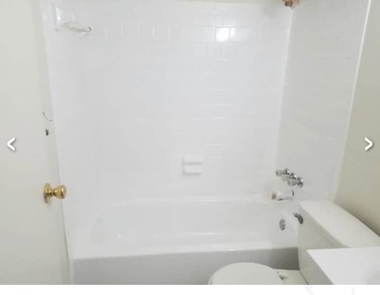 Upstairs Bathroom - 1910 Dutch Village Dr