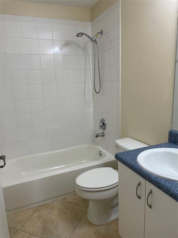 Building Photo - 1640 Carriage Brooke Dr