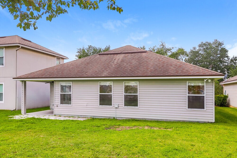 Building Photo - 635 Sunny Stroll Dr