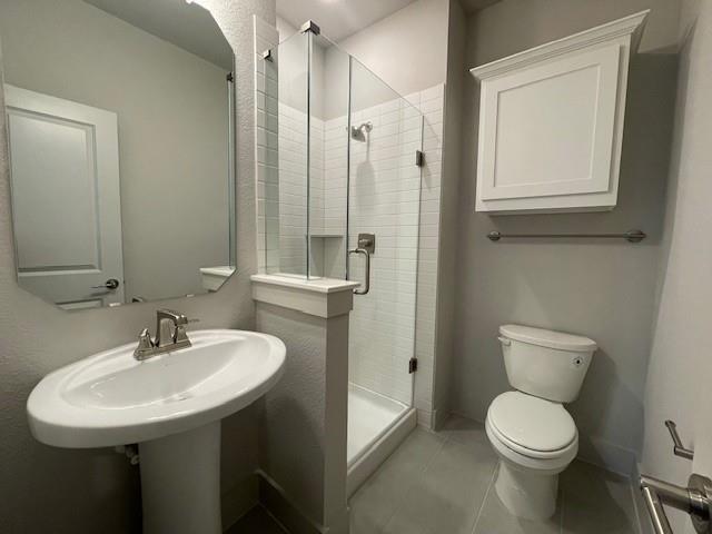 Building Photo - 1817 Hidden Crk Dr