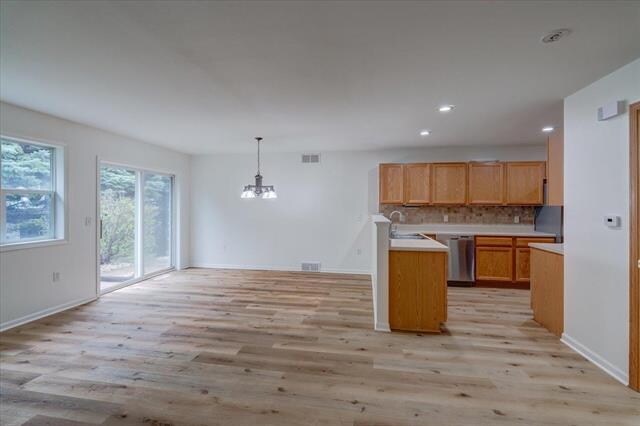 Building Photo - 3020 Selkirk Dr