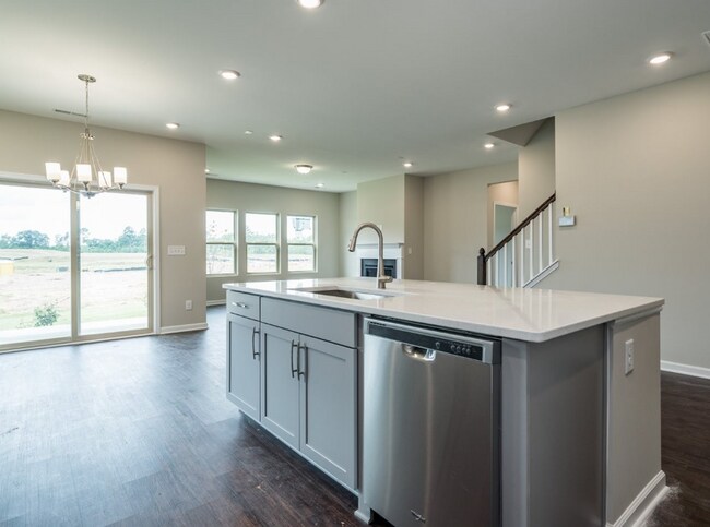 Building Photo - 128 Blue Hydrangea Ln